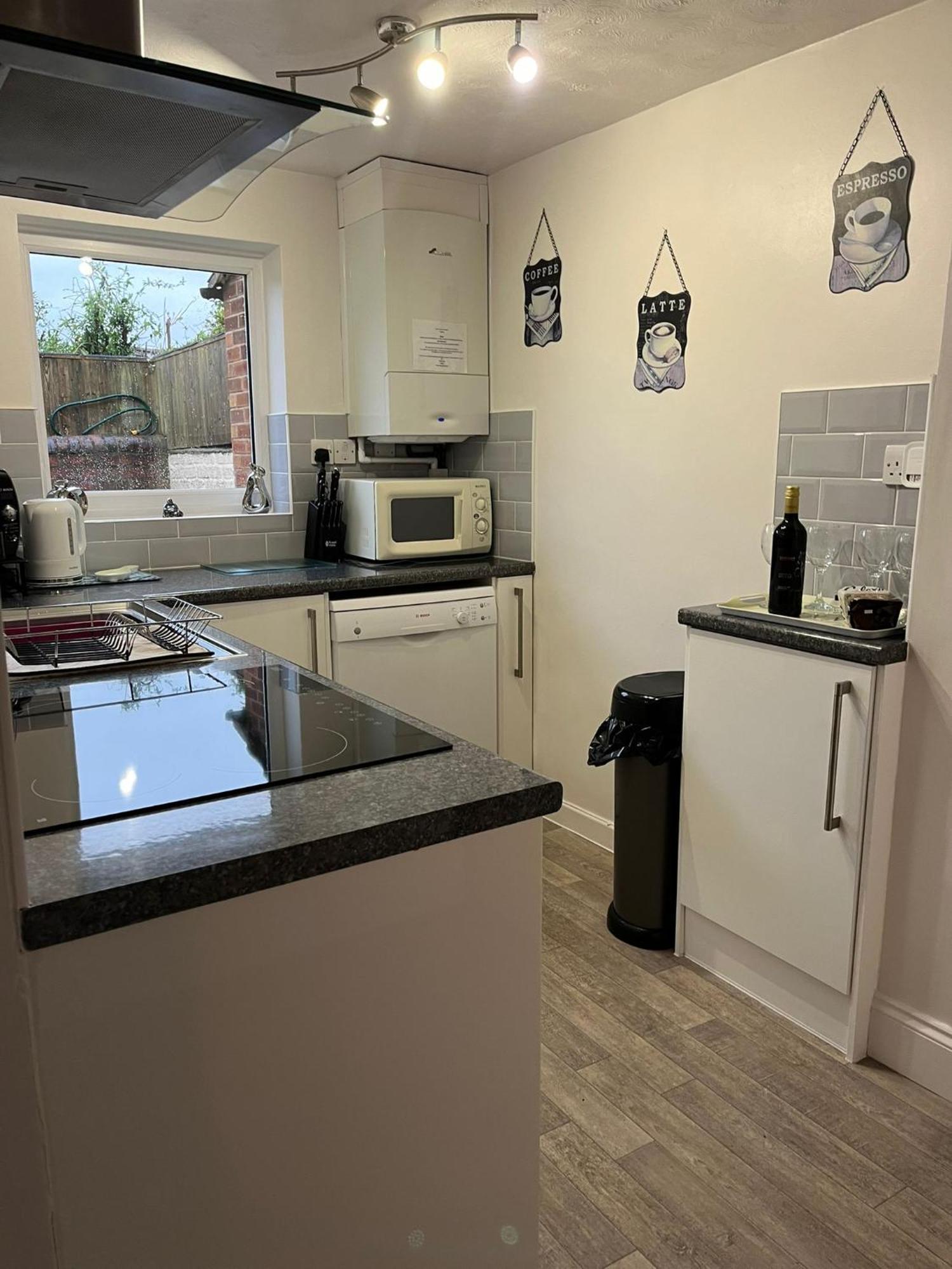 City Of Chester Award Winning Cottage -Pixie Terrace Chester Exterior foto